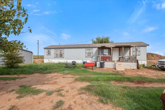 3689 S FM 303, Sundown, TX 79372