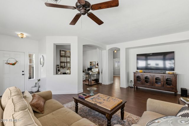 8385 W MARY ANN Drive, Peoria, AZ 85382
