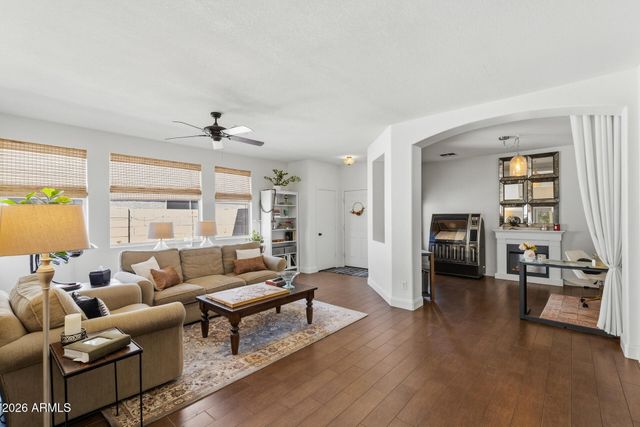 8385 W MARY ANN Drive, Peoria, AZ 85382