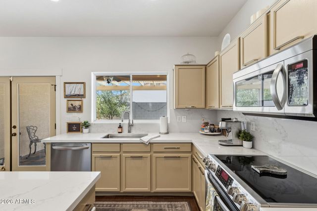 8385 W MARY ANN Drive, Peoria, AZ 85382
