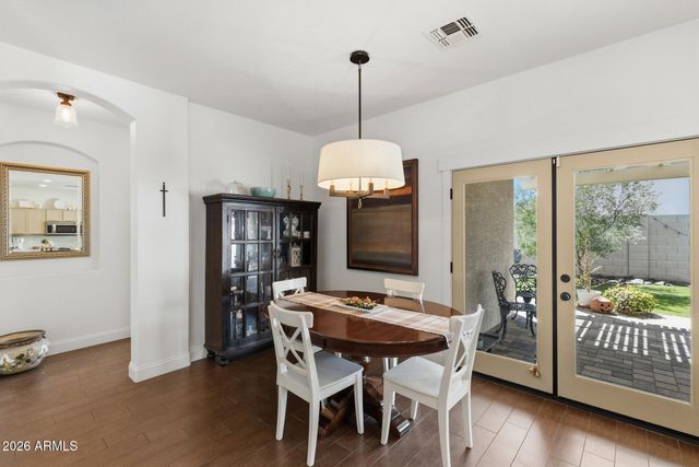 8385 W MARY ANN Drive, Peoria, AZ 85382
