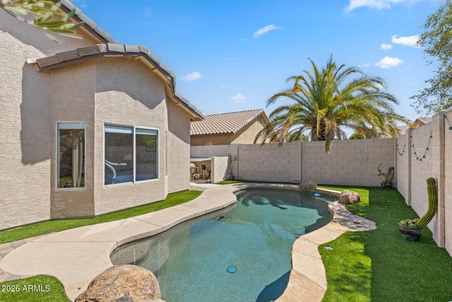 8385 W MARY ANN Drive, Peoria, AZ 85382