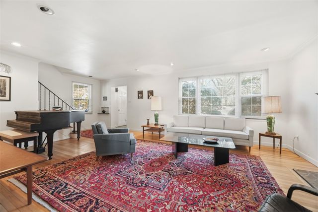 6820 Linden Lane, Point Breeze, PA 15208