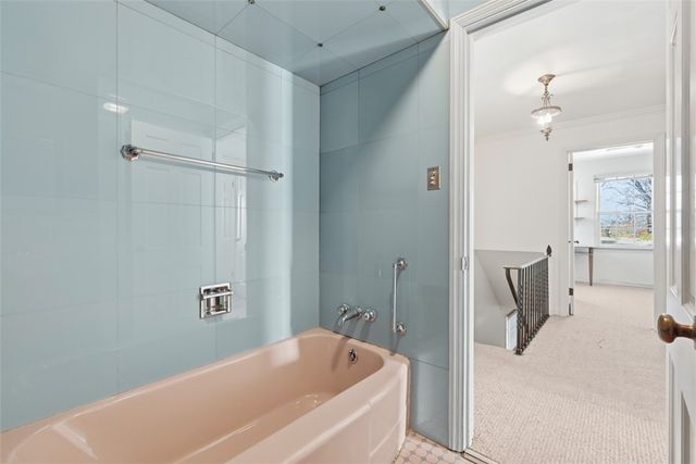 6820 Linden Lane, Point Breeze, PA 15208