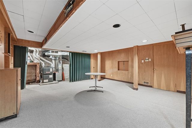 6820 Linden Lane, Point Breeze, PA 15208