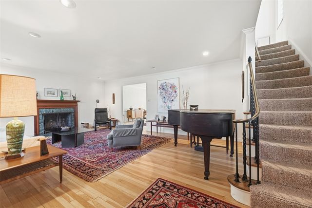 6820 Linden Lane, Point Breeze, PA 15208