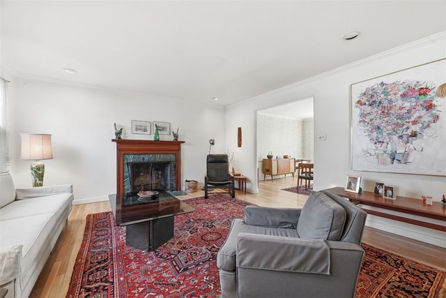 6820 Linden Lane, Point Breeze, PA 15208