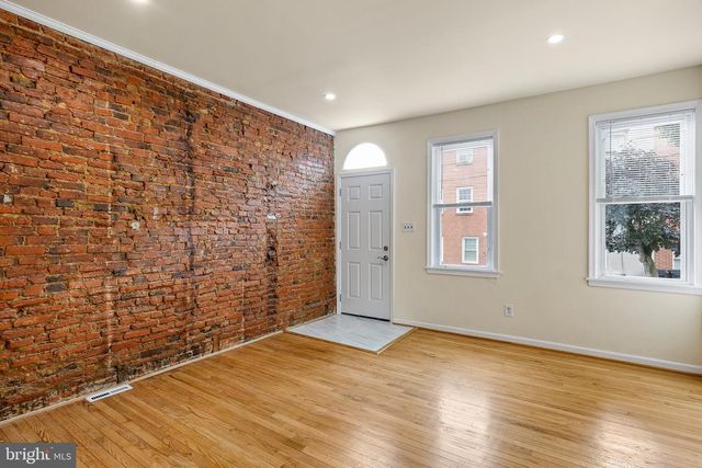 802 N MADISON ST, Wilmington, DE 19801