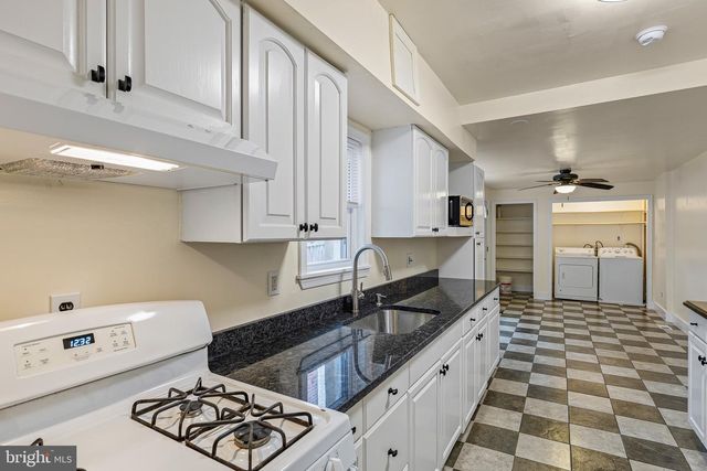 802 N MADISON ST, Wilmington, DE 19801