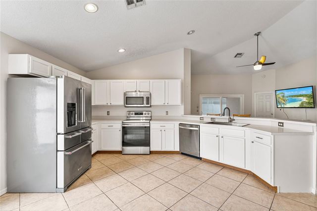 425 PINE CONE DRIVE, Davenport, FL 33897