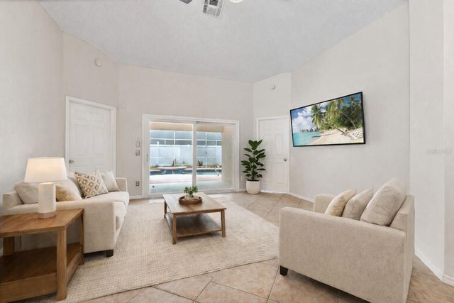 425 PINE CONE DRIVE, Davenport, FL 33897