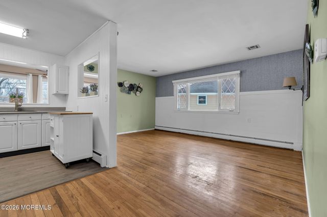 20 Catskill Court, Toms River, NJ 08753