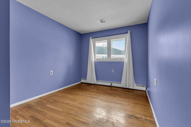 20 Catskill Court, Toms River, NJ 08753