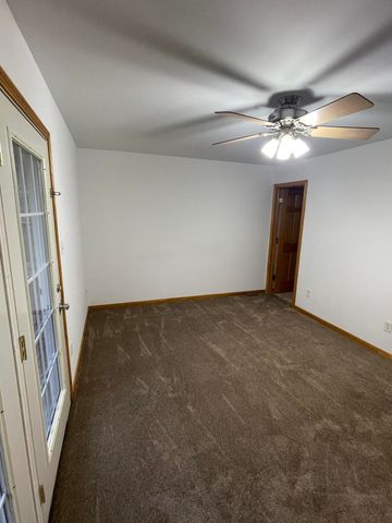 2160 Westchester Avenue, Chesterton, IN 46304