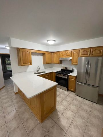 2160 Westchester Avenue, Chesterton, IN 46304