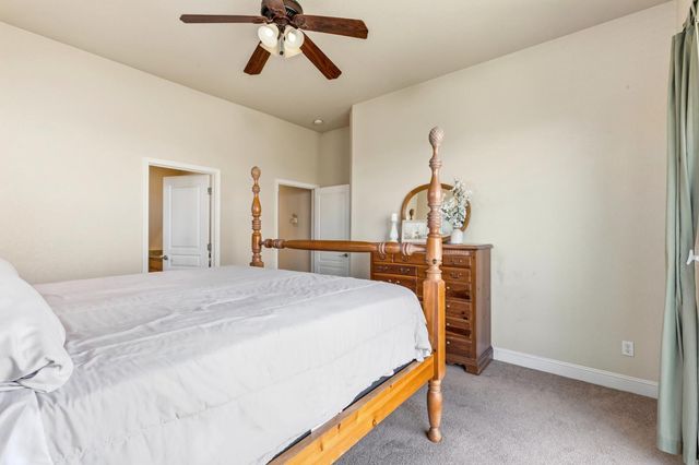 2206 Edmart St, Escalon, CA 95320