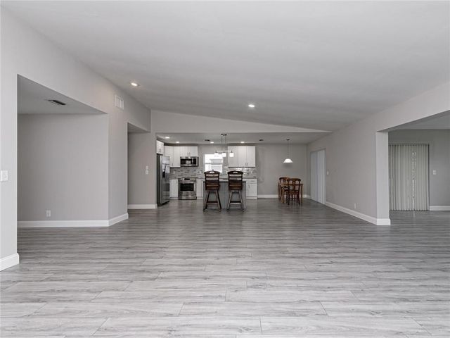 7000 NW 107th Avenue, Tamarac, FL 33321