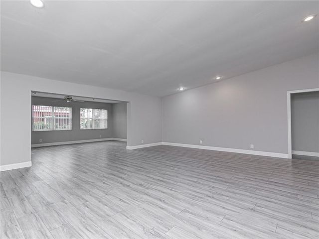 7000 NW 107th Avenue, Tamarac, FL 33321