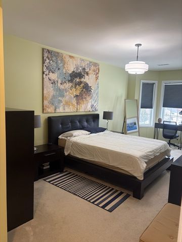 422 John Mahar Hwy 408, Braintree, MA 02184