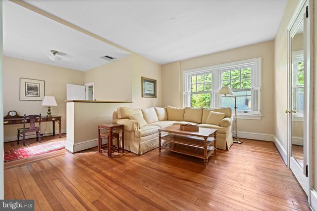 322 CONESTOGA RD, Wayne, PA 19087
