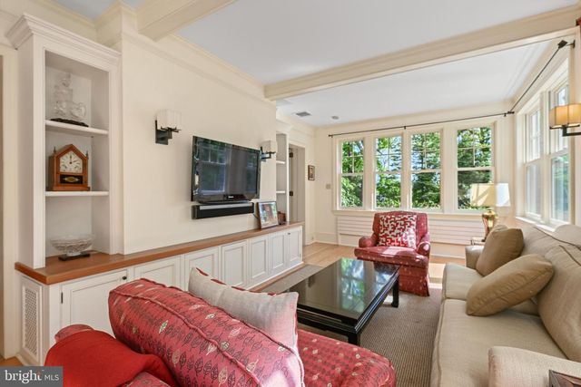 322 CONESTOGA RD, Wayne, PA 19087
