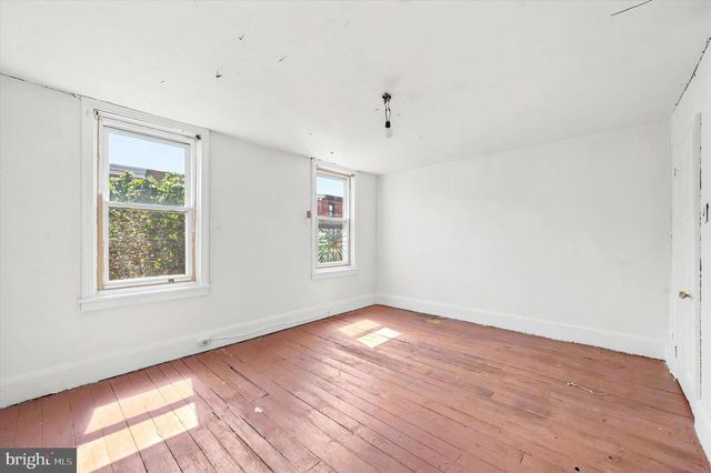 2417 E CUMBERLAND ST, Philadelphia, PA 19125