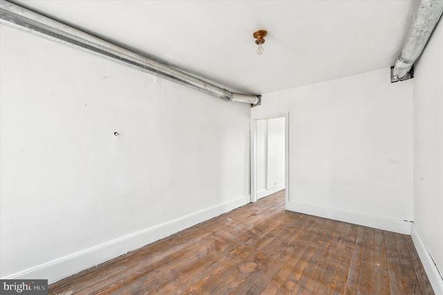 2417 E CUMBERLAND ST, Philadelphia, PA 19125