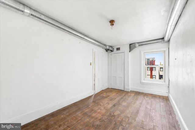2417 E CUMBERLAND ST, Philadelphia, PA 19125