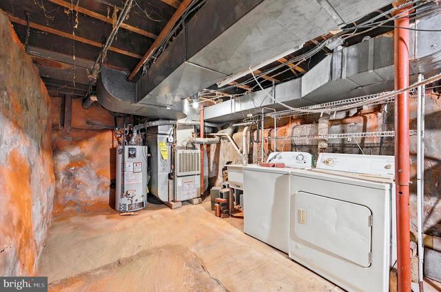 2417 E CUMBERLAND ST, Philadelphia, PA 19125