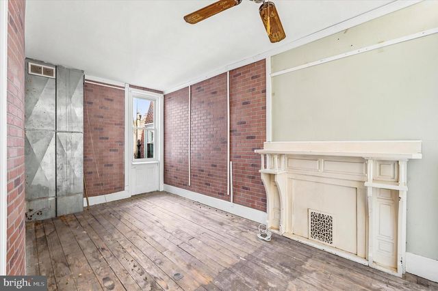 2417 E CUMBERLAND ST, Philadelphia, PA 19125