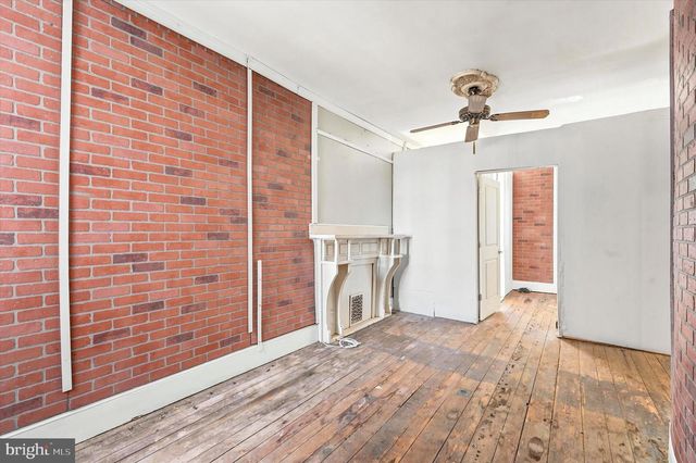2417 E CUMBERLAND ST, Philadelphia, PA 19125