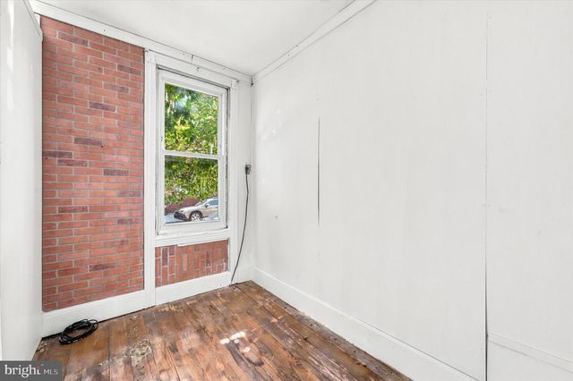 2417 E CUMBERLAND ST, Philadelphia, PA 19125