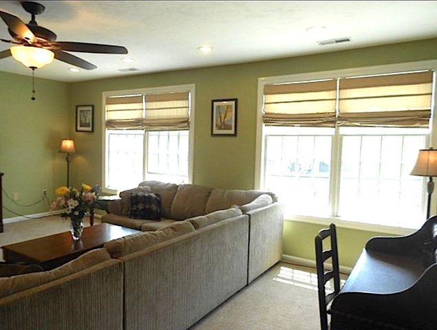 297 Providence Rd 2, Grafton, MA 01560