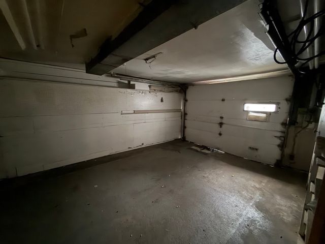27 Dillon St, Worcester, MA 01604