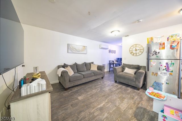 369 Bradford St, City Of Orange Twp., NJ 07050