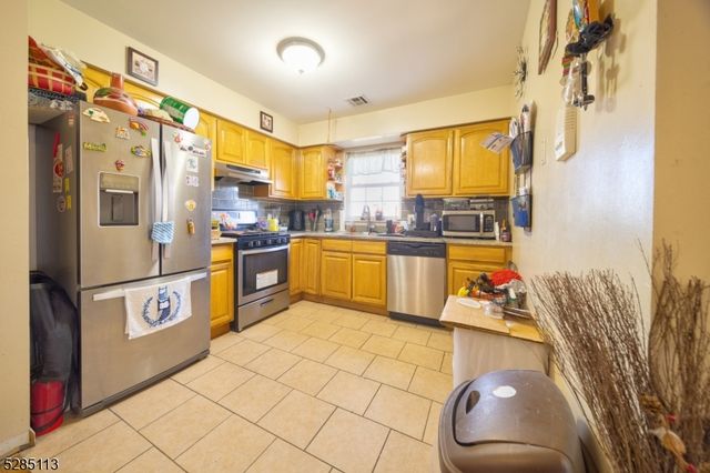 369 Bradford St, City Of Orange Twp., NJ 07050