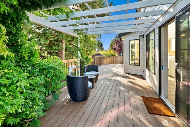 4902 241st Street SW, Mountlake Terrace, WA 98043