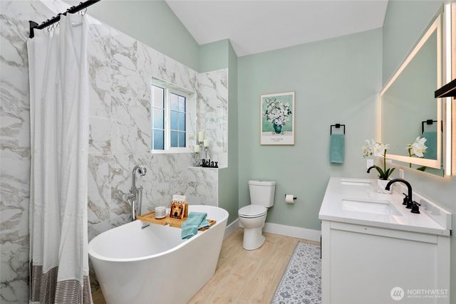 4902 241st Street SW, Mountlake Terrace, WA 98043