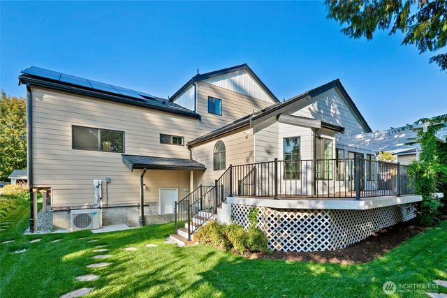 4902 241st Street SW, Mountlake Terrace, WA 98043