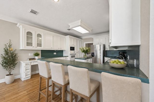 503 Pine View Circle, Montgomery, TX 77356