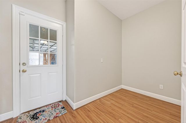 503 Pine View Circle, Montgomery, TX 77356
