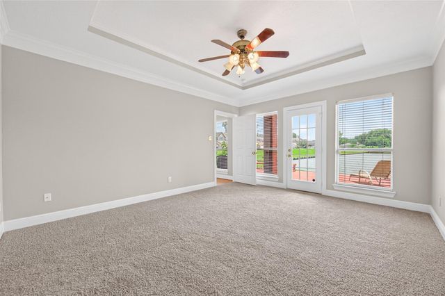 503 Pine View Circle, Montgomery, TX 77356