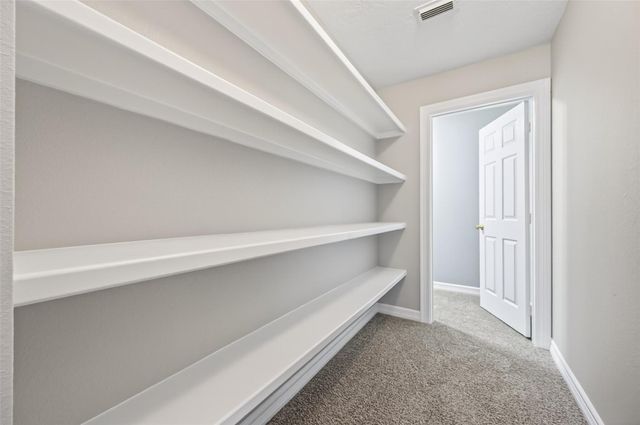 503 Pine View Circle, Montgomery, TX 77356