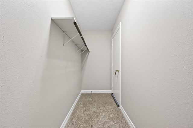 503 Pine View Circle, Montgomery, TX 77356