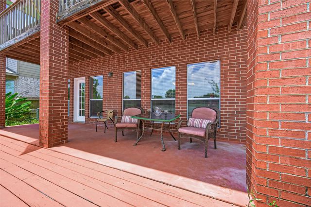 503 Pine View Circle, Montgomery, TX 77356