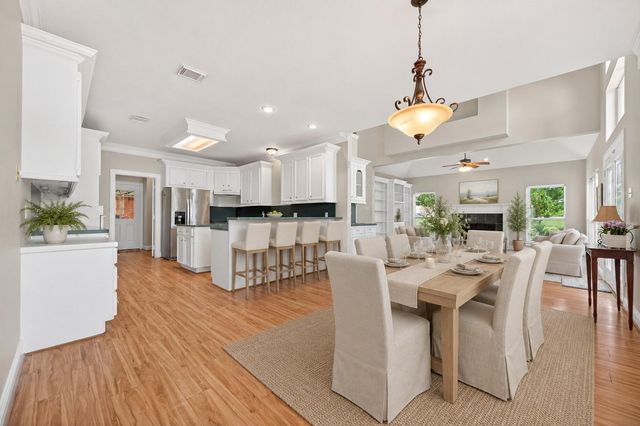 503 Pine View Circle, Montgomery, TX 77356