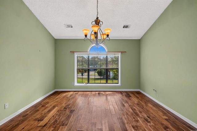 115 Gregory Place, Hot Springs, AR 71913