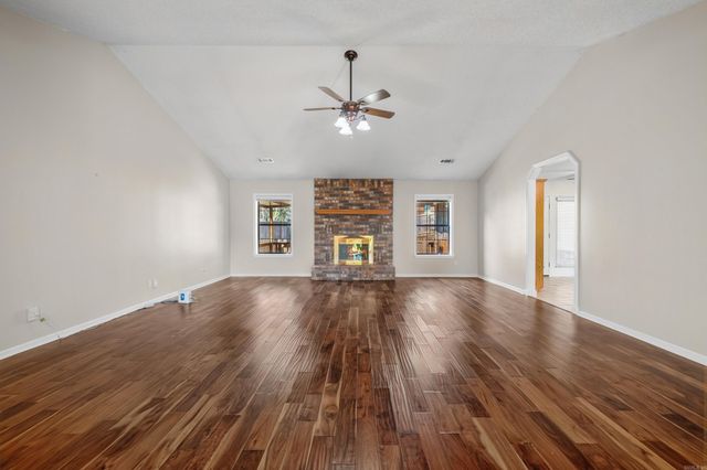 115 Gregory Place, Hot Springs, AR 71913