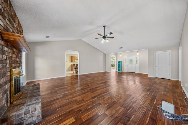 115 Gregory Place, Hot Springs, AR 71913