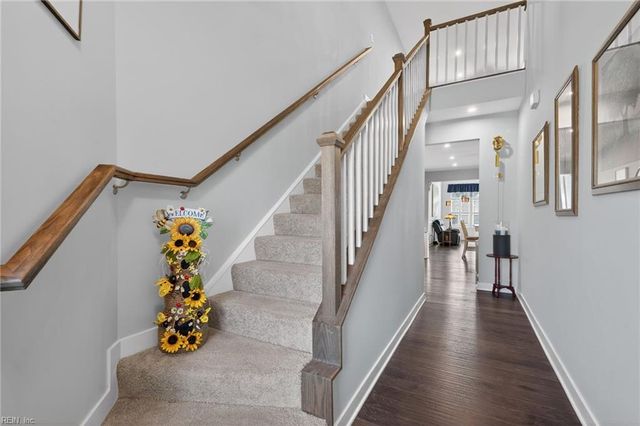 217 Kenny LN, Smithfield, VA 23430